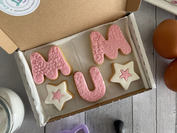 Pink Happy Mothers Day Duo Letterbox Cookies with Stars