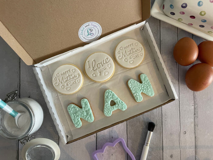 Happy Mothers Day Nan Green Letterbox Cookies