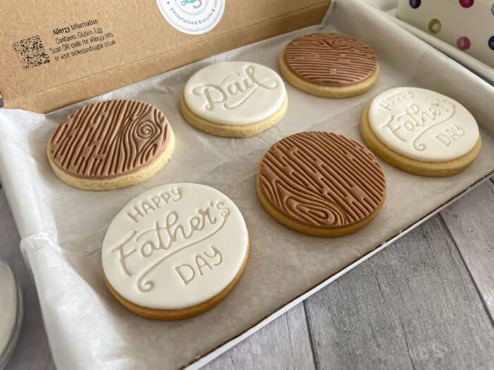 Happy Fathers Day Dad Wooden Texture Letterbox Cookies