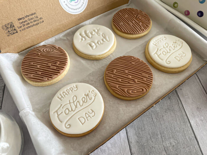 Step Dad Happy Fathers Day Wooden Texture Letterbox Cookies